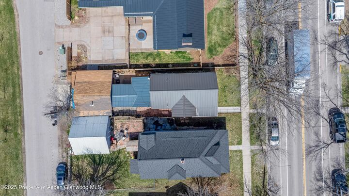 Property Photo:  1009 Pitkin Avenue  CO 81601 