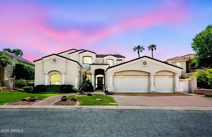 Property Photo:  1511 E Treasure Cove Drive  AZ 85234 