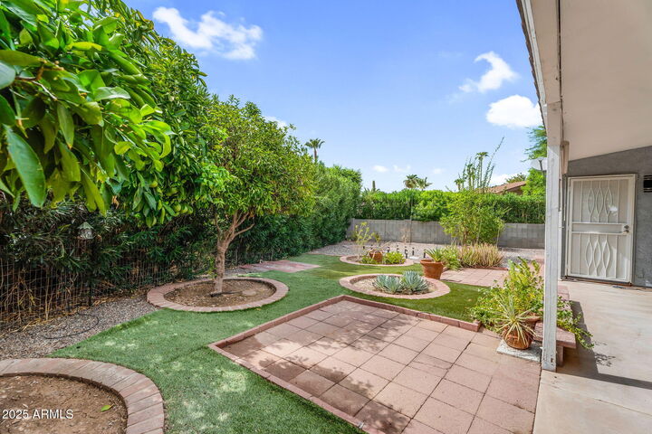 Property Photo: 654 S 83rd Way AZ 85208