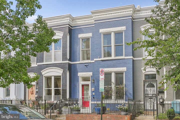 Property Photo:  1332 Emerald Street NE  DC 20002 