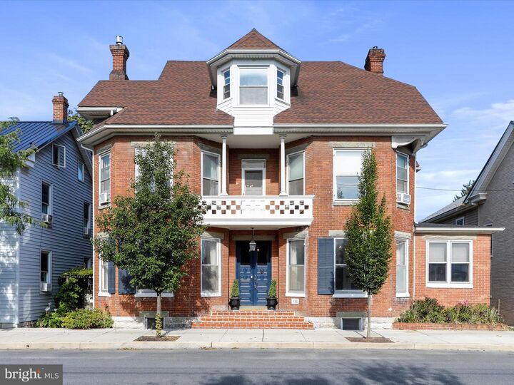 158 N Carlisle Street  Greencastle PA 17225 photo