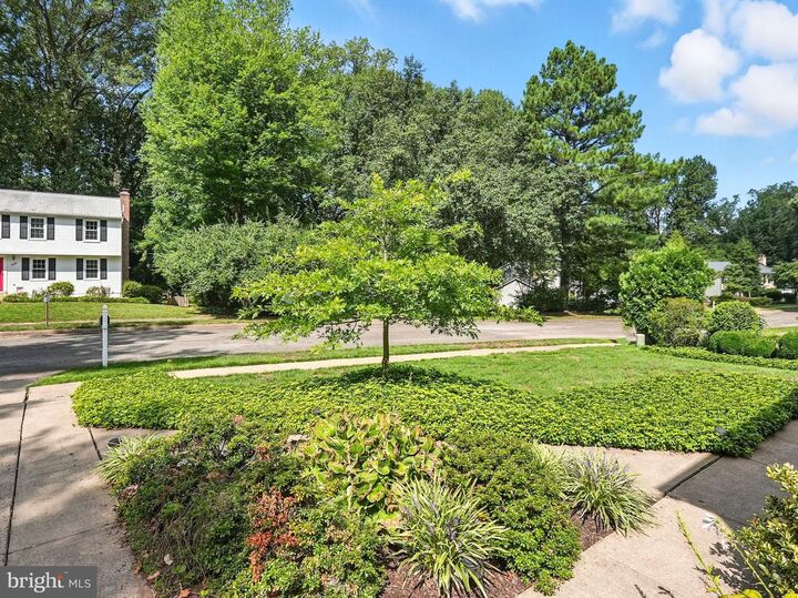 Property Photo:  4925 Bexley Lane  VA 22032 
