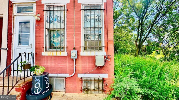 Property Photo: 608 Sycamore Street NJ 08103