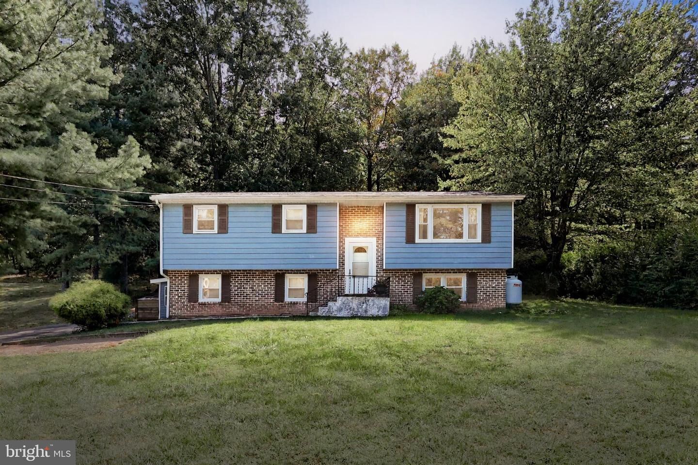 Property Photo:  445 Maple Grove Road  PA 17331 
