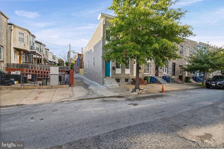 Property Photo:  1600 E Federal Street  MD 21213 