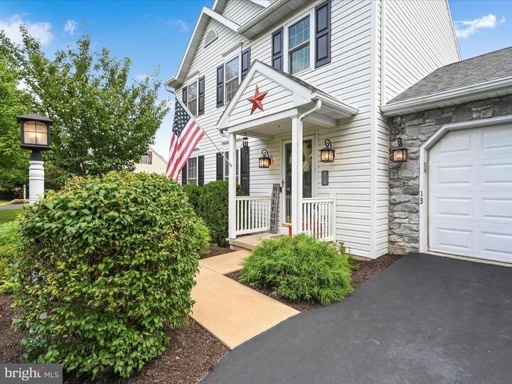 Property Photo: 13 Fox Run Terrace PA 17543