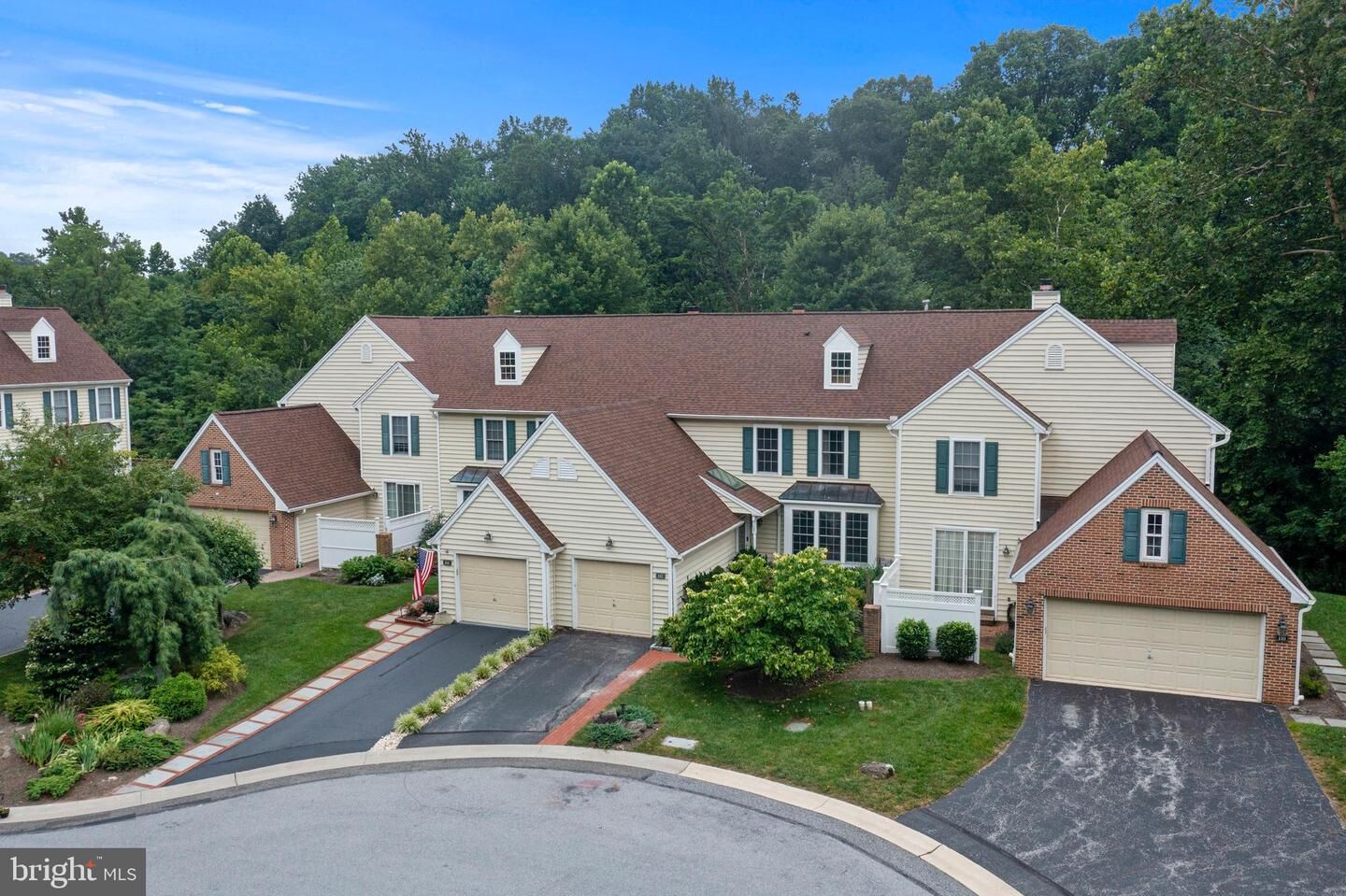 Property Photo: 112 Dundee Mills Lane PA 19086