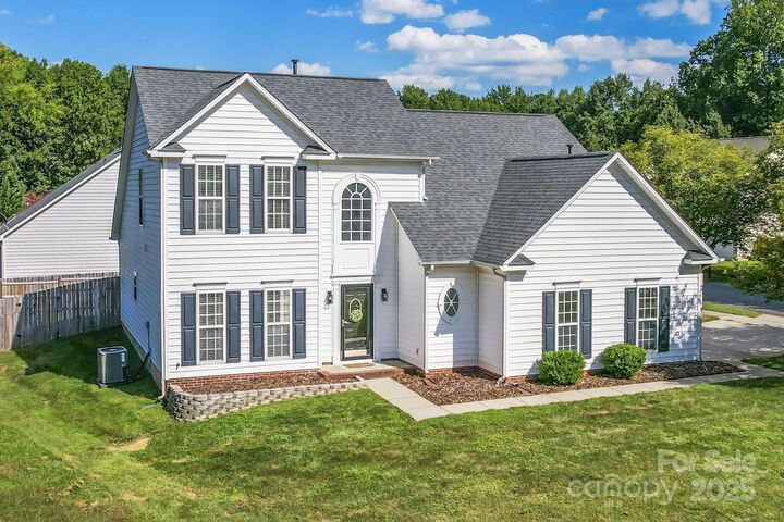 Property Photo:  1836 Danny Court  NC 28105 