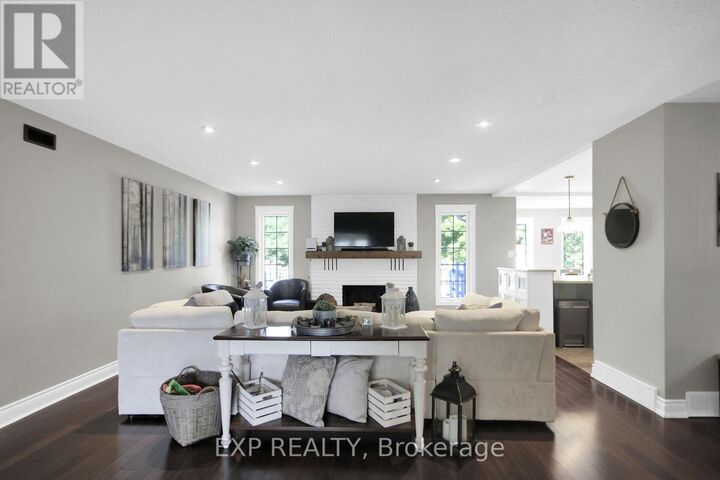 Property Photo: 100 Des Pins Street ON K4R 1C5