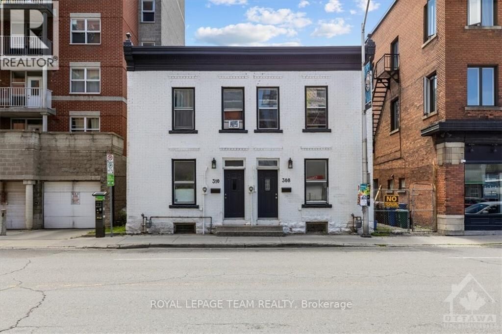 Property Photo: 308 Cumberland Street ON K1N 7H9