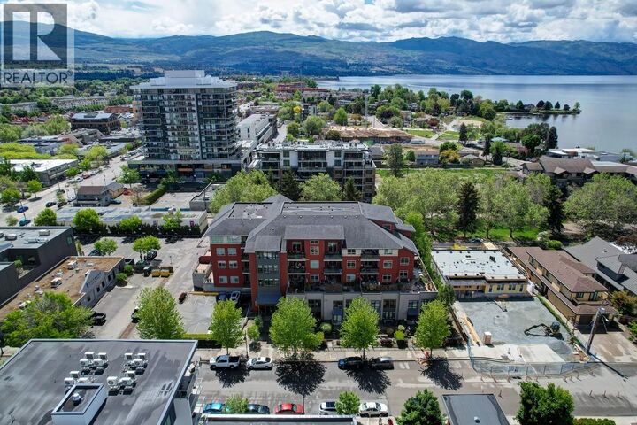 Property Photo: 457 West Avenue 111 BC V1Y 4Z3