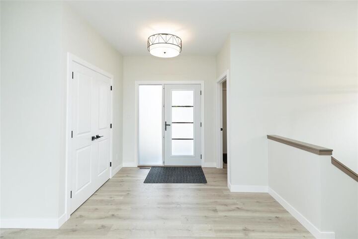 Property Photo: 22 Gold Finch Place MB R0A 0X0