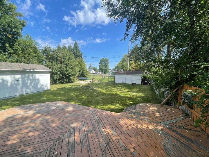Property Photo: 236 Dufferin Street MB R0K 0H0