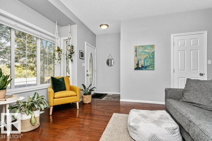 Property Photo: 9109 98 Avenue NW AB T6C 4S5