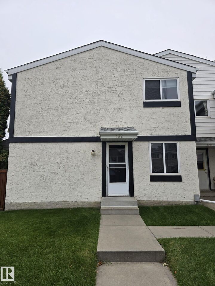 132 Primrose Gardens Gardens NW  Edmonton AB T5T 0R1 photo