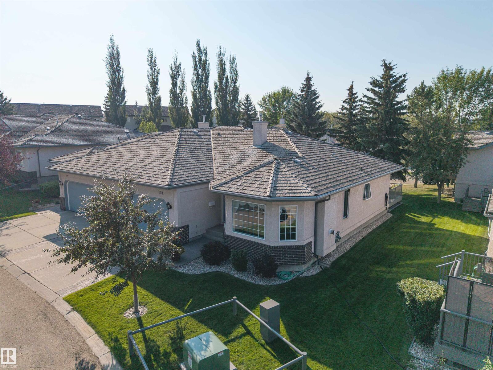 Property Photo: 215 Blackburn SW 128 AB T6W 1B9