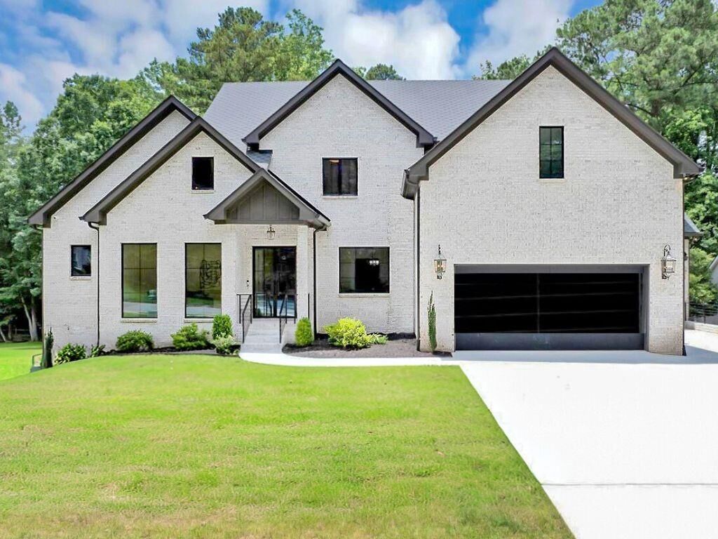 Property Photo: 3562 Clubland Drive GA 30068