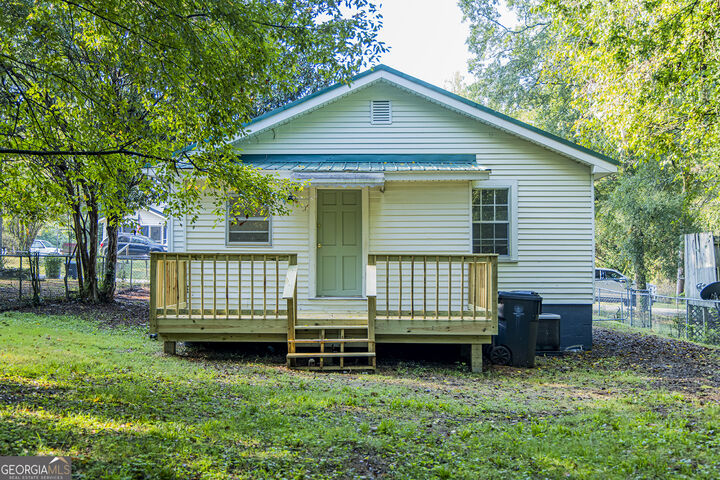 Property Photo: 421 E 20th Street SW GA 30161