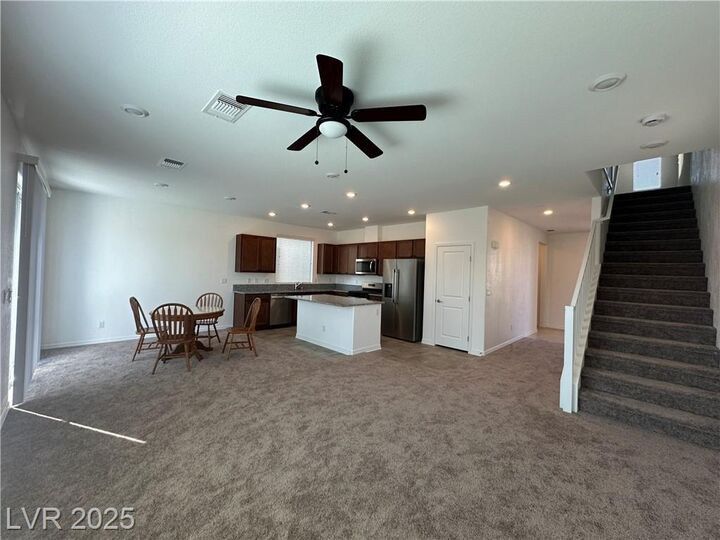 Property Photo: 5806 Aurora Gale Court NV 89141