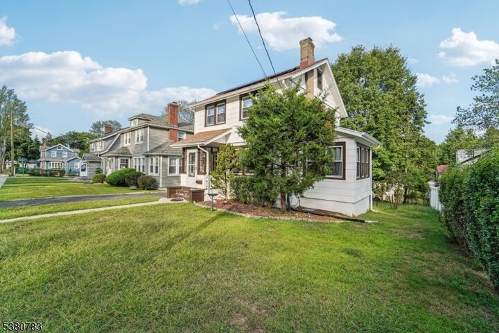 Property Photo: 1485 Gaylord Ter NJ 07666