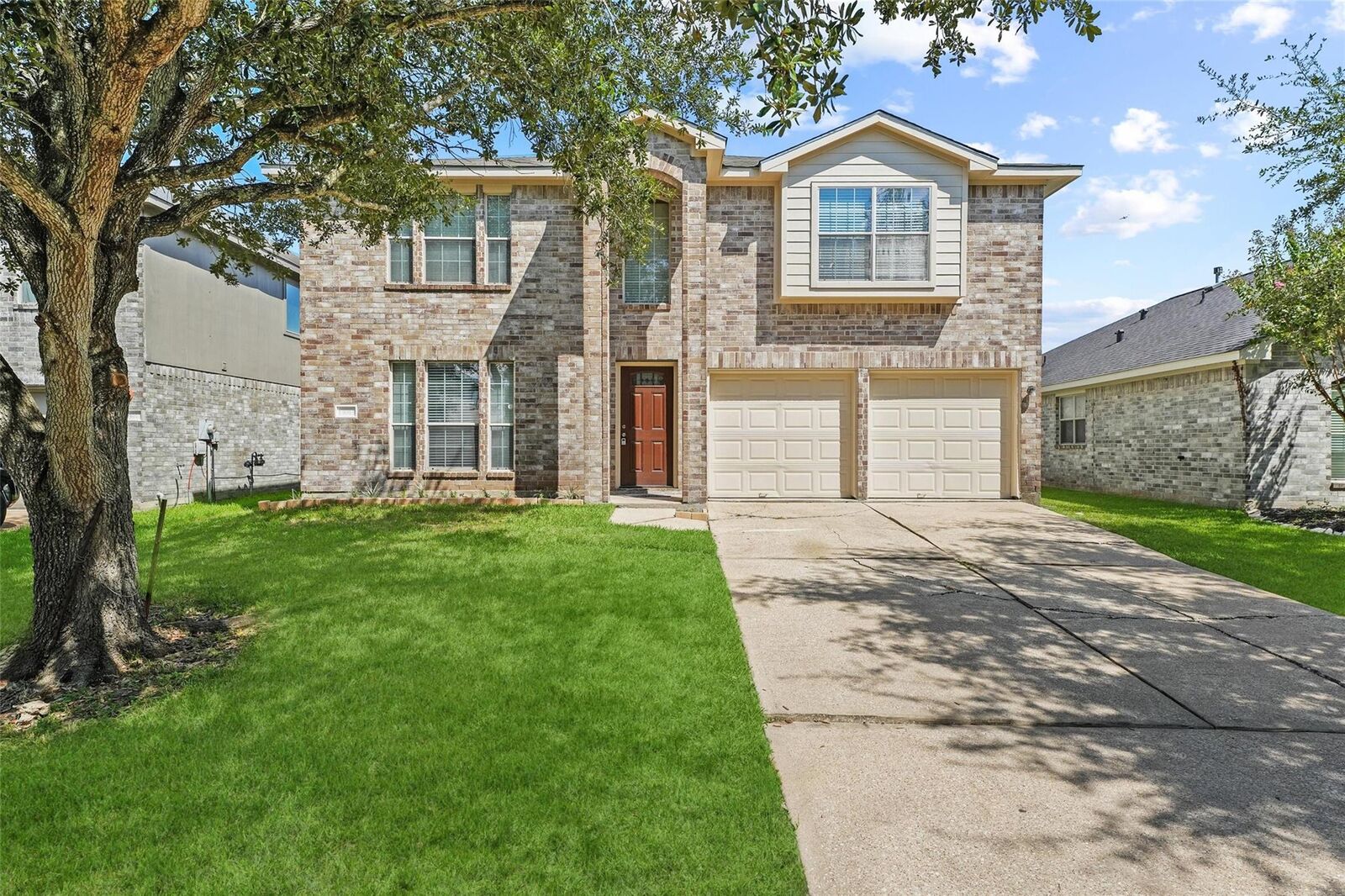 Property Photo: 13915 Littleborne Birdwell Lane TX 77047