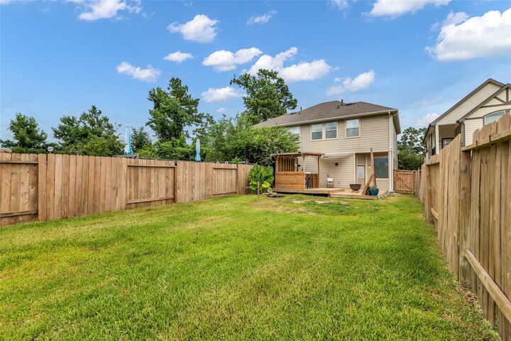 Property Photo: 167 Axlewood Court TX 77316