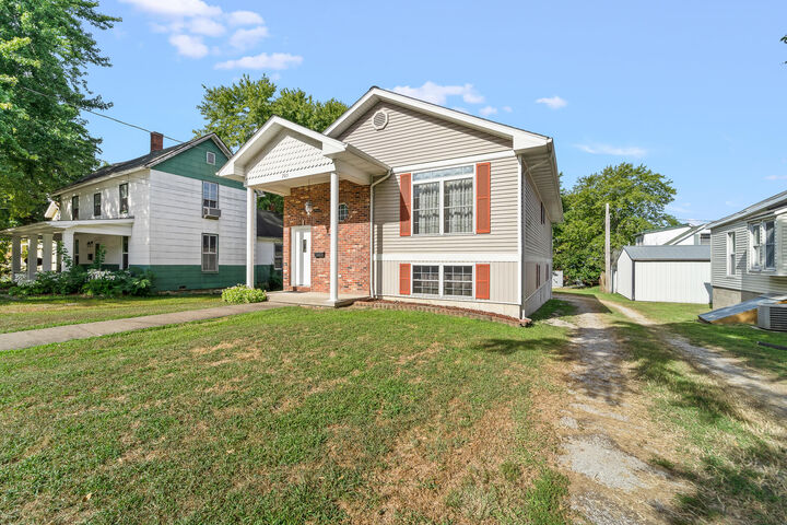 705 Bluff Street  Fulton MO 65251 photo