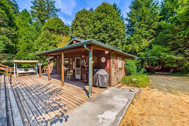Property Photo: 80 Young Lane CA 95573