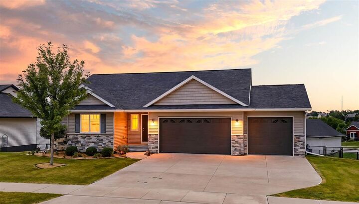 4432 Luke Dr   IA 52246 photo
