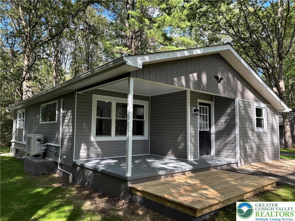 Property Photo: 250 Bird Lane PA 18058