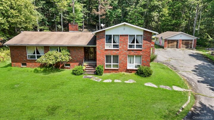 57 Hunczak Boulevard  Glen Spey NY 12737 photo