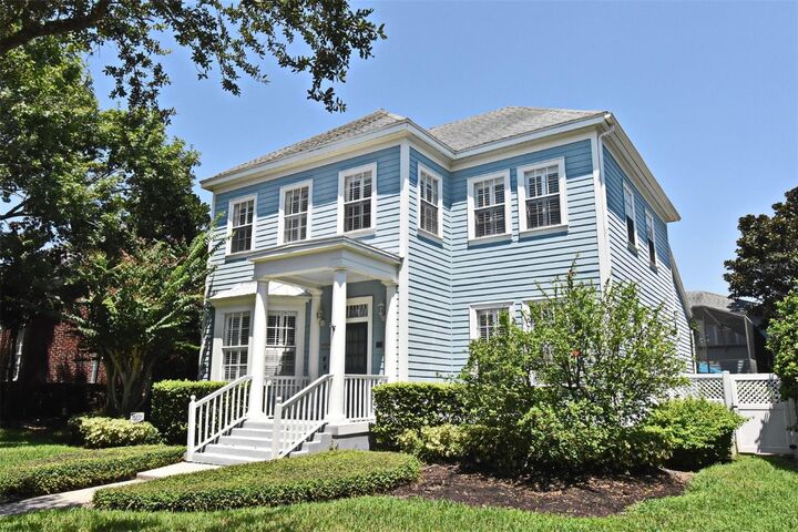 Property Photo:  607 Teal Avenue  FL 34747 