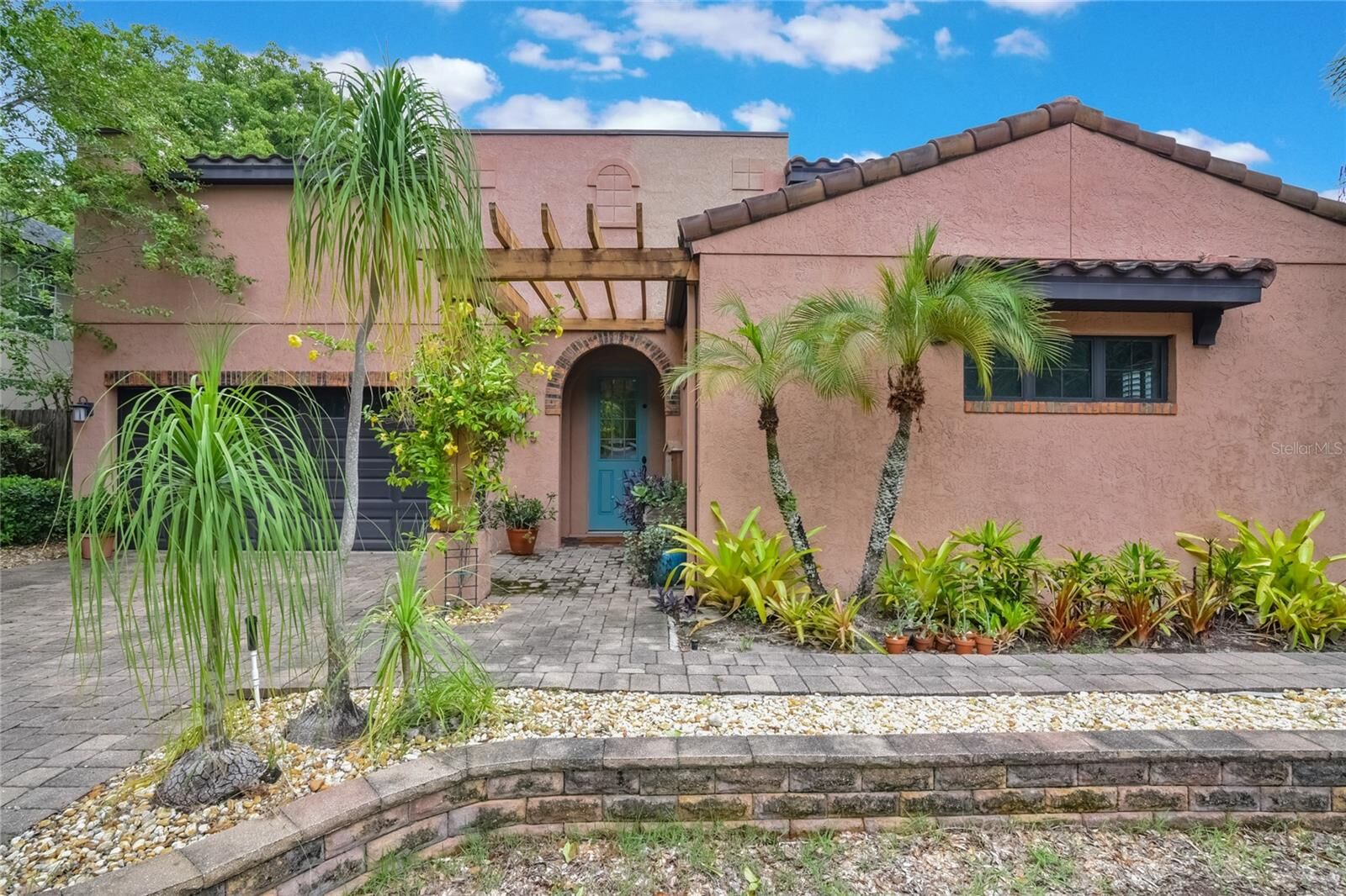 Property Photo: 1015 Bungalow Avenue FL 32789
