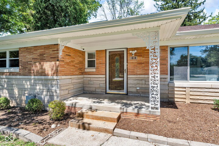 Property Photo:  1818 Kessler Blvd W Drive  IN 46228 