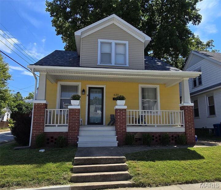 630 N 6th Street  St Charles MO 63301 photo
