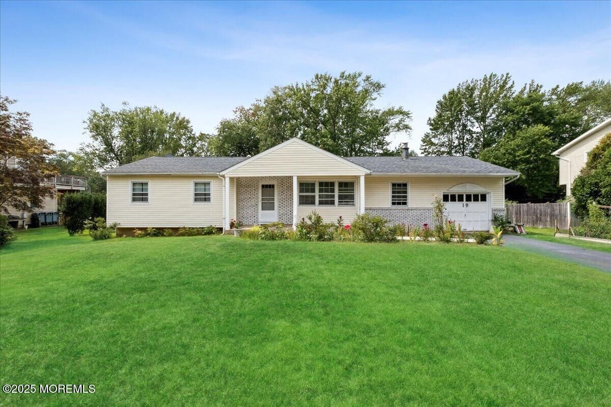 Property Photo:  19 Pease Road  NJ 07726 