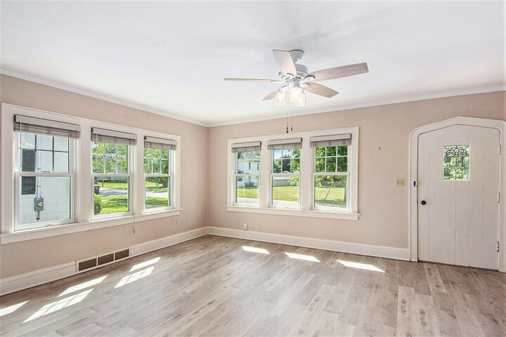 Property Photo: 148 Walcott Avenue MI 49203