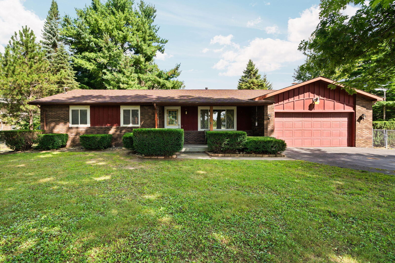 Property Photo: 9977 Bemis Road MI 48197