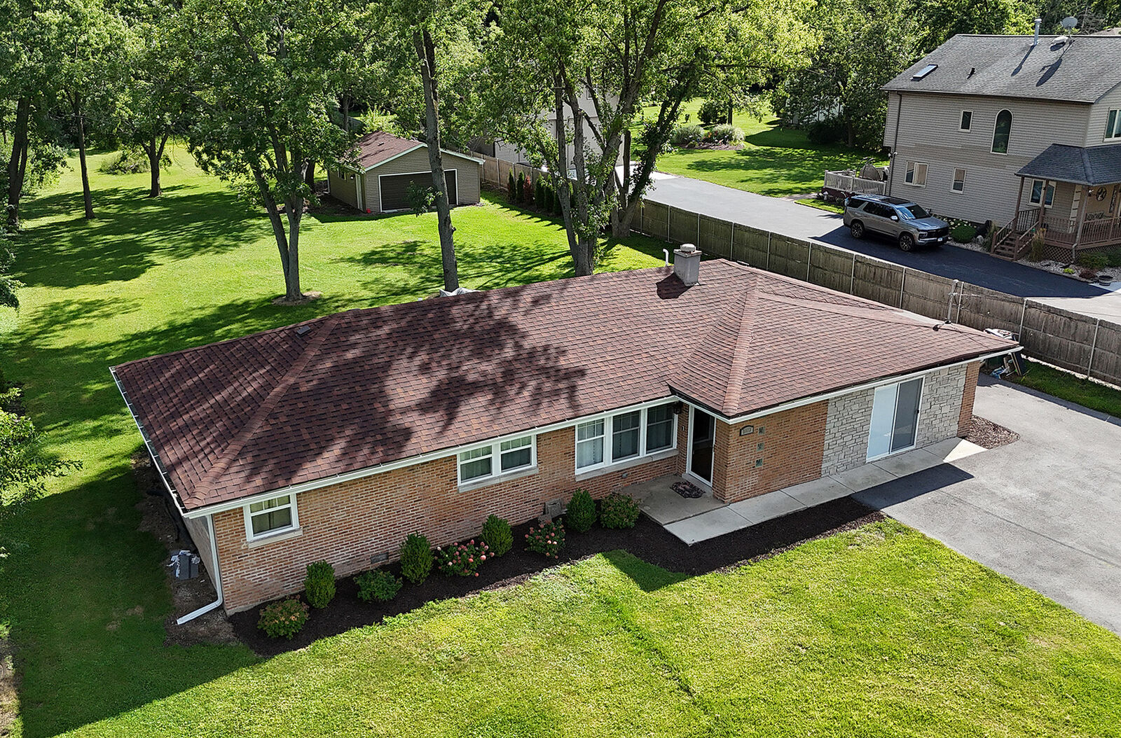 Property Photo: 5813 Midlothian Turnpike IL 60445