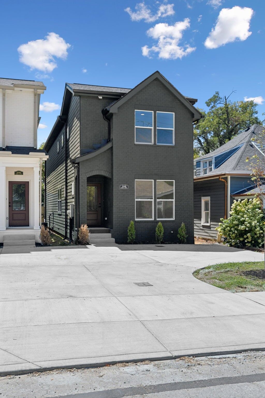 Property Photo:  1006 Delmas Ave A  TN 37206 
