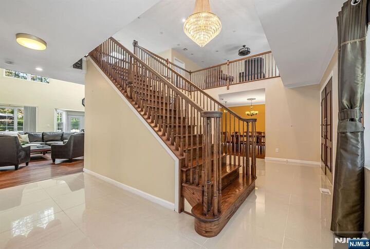 Property Photo: 15 Tanglewood Hollow Road NJ 07458