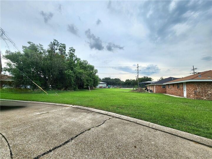 Property Photo: Lambda Street LA 70037