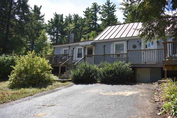 Property Photo: 108 Turnpike Road NH 03071