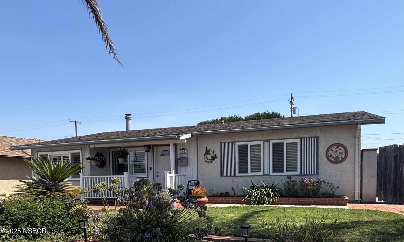 Property Photo: 1012 N Gardenia Street CA 93436