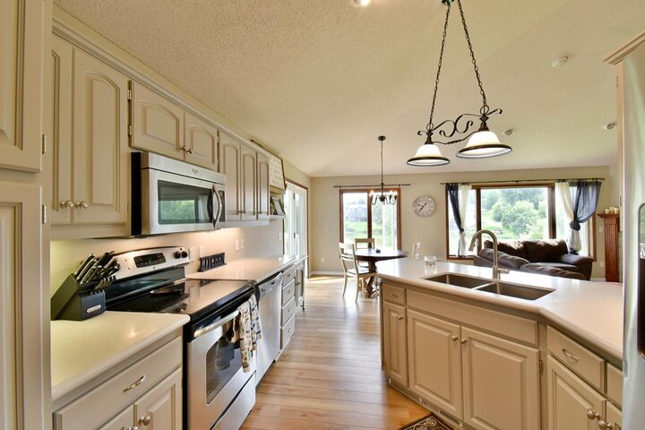 Property Photo: 2484 Briar Oakes Boulevard MN 55362