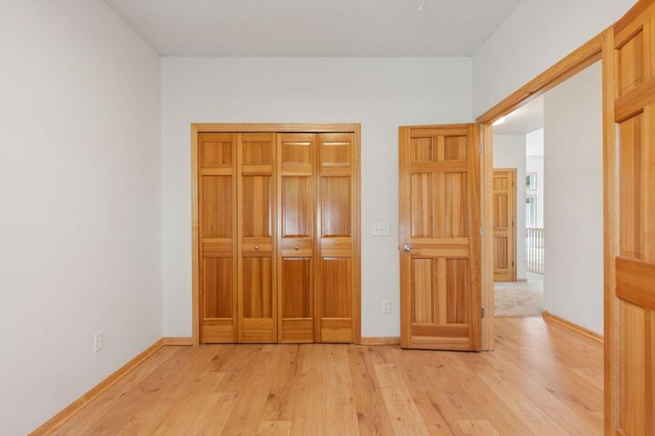 Property Photo:  4680 Bloomberg Lane  MN 55076 