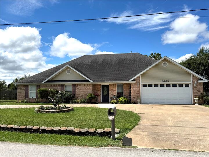2002 S M Street  Rogers AR 72758 photo