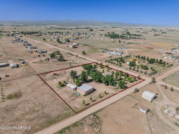 Property Photo: 1475 W Antelope Run Road AZ 86334