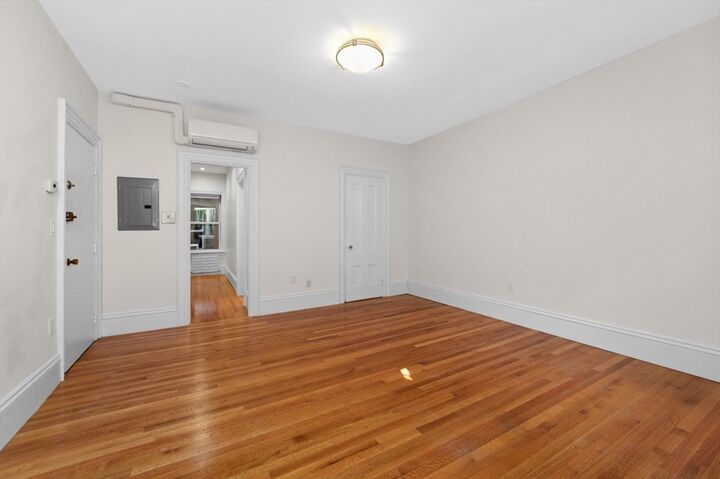 Property Photo:  13 S Russell St 2  MA 02114 