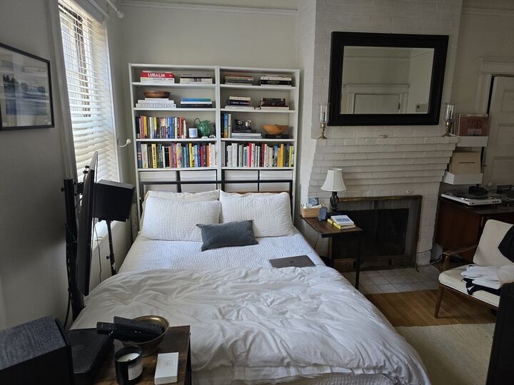 Property Photo: 41 Revere St 5 MA 02114